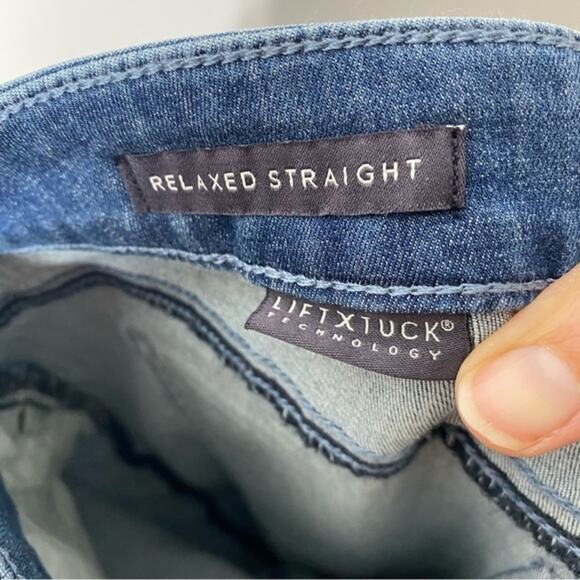NWT NYDJ Relaxed Straight Jeans Size 6 Lift Tuck Technology Casual - Picture 5 of 9